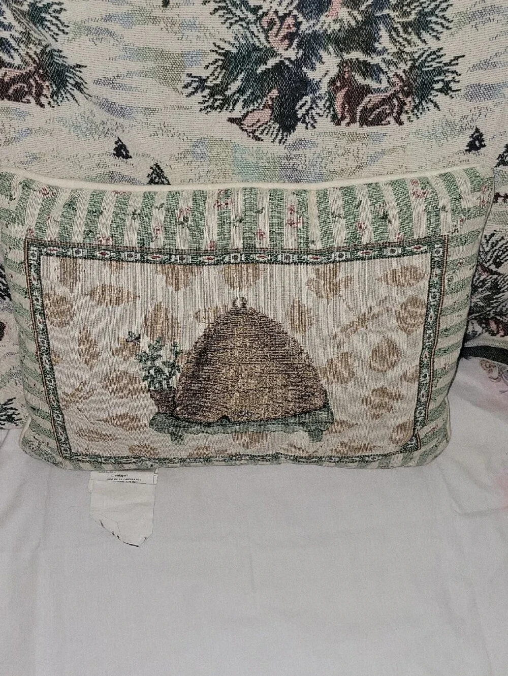 Pfaltzgraff Tapestry Pillow with Skep Beehive in Green and Beige Vintage 1997